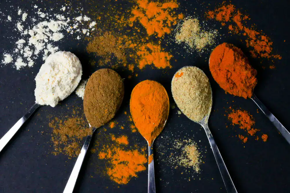 Warm golden powdered spice mix